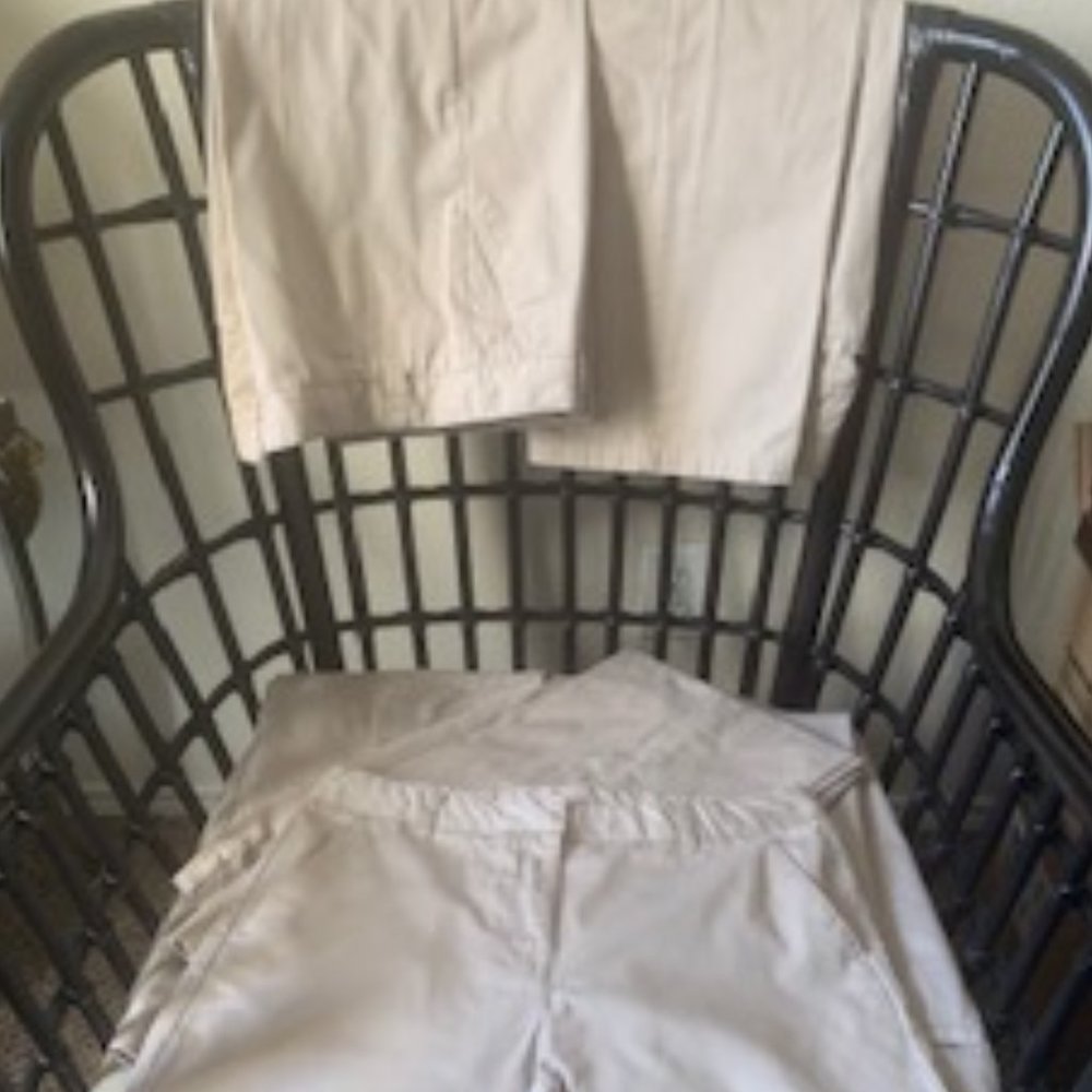 IZOD Khaki Flat Front Girls 16 1/2 Pants